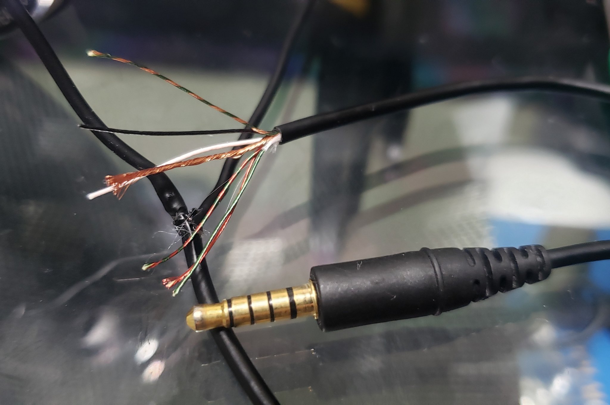 ボーズ、ノイズキャンセリングヘッドホンに関する特許侵害でビート社を提訴